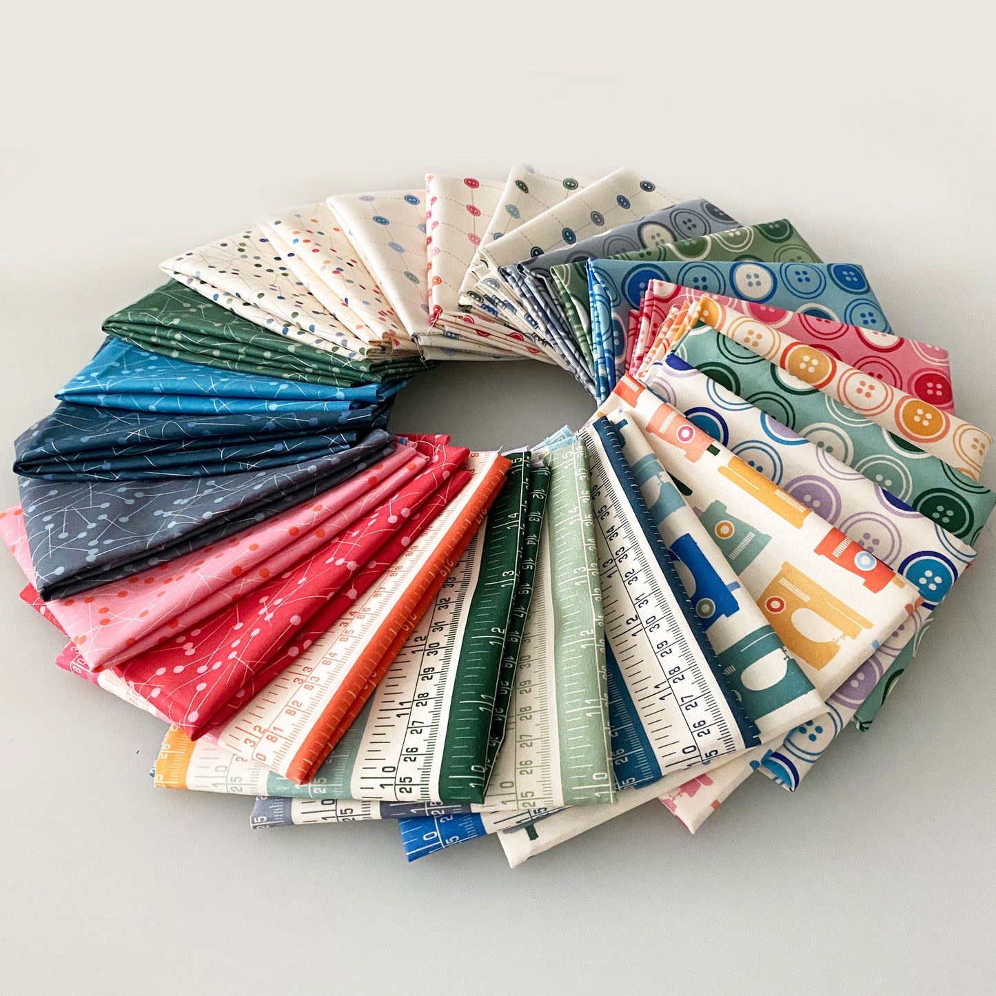 "Sewing Mood" Fat Quarter Bundle 26 SKU