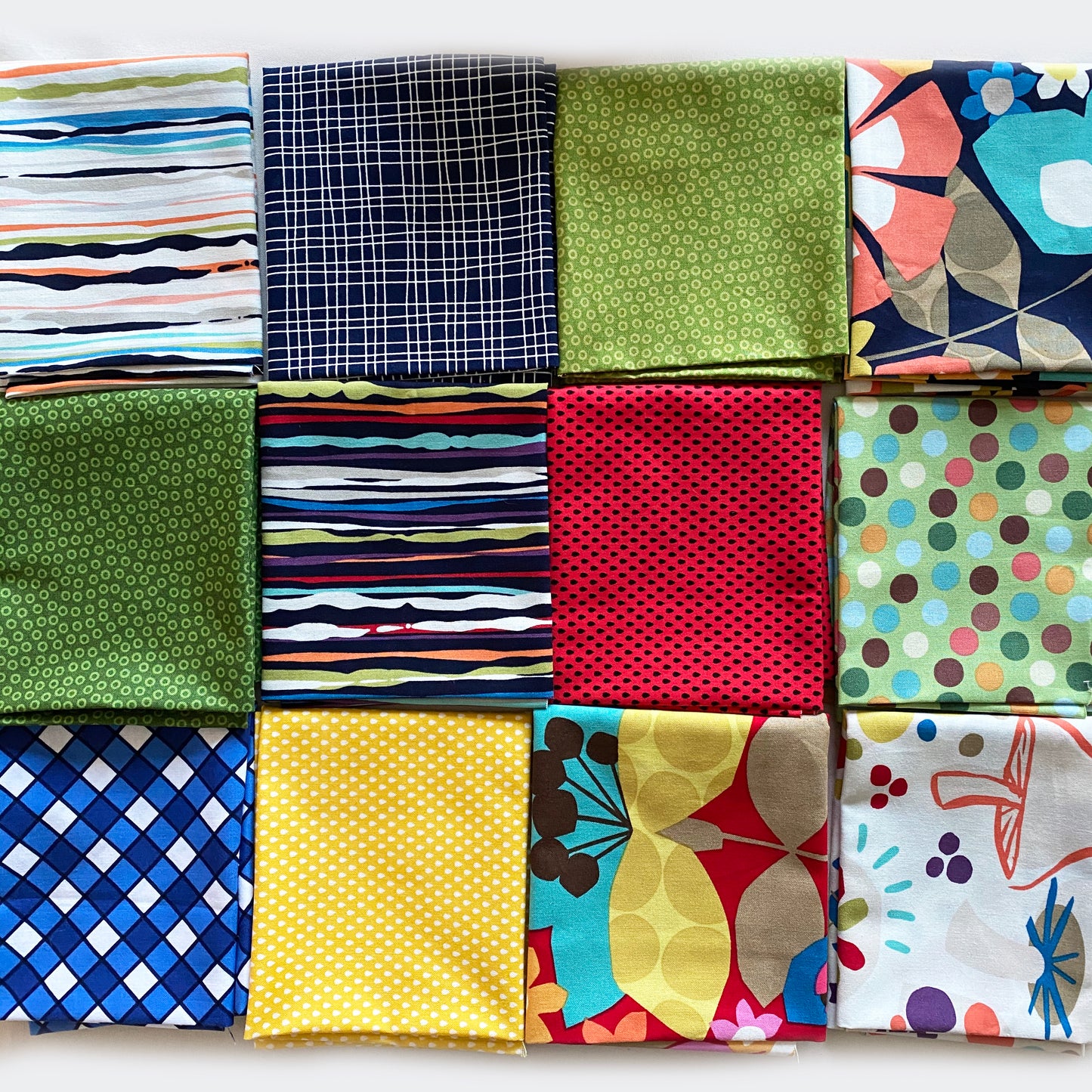Assorted 12 fat quarter bundle - 2