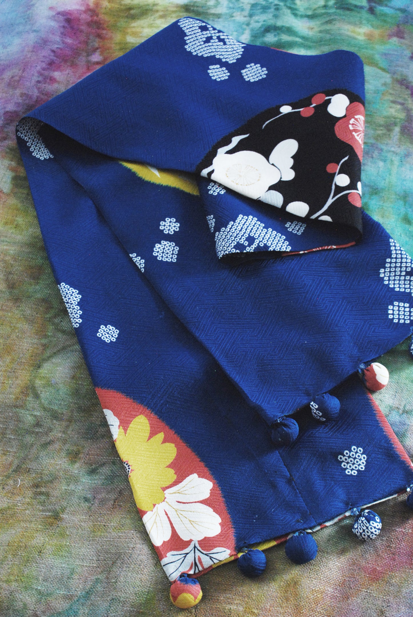 Kimono Silk Scarf - Round plates in Blue